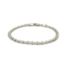Load image into Gallery viewer, 2.9mm 14k White Gold Heart Bracelet