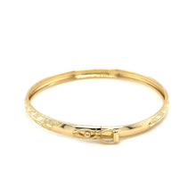 Load image into Gallery viewer, 10k Yellow Gold Dome Childrens Diamond Cut Florentine Bangle