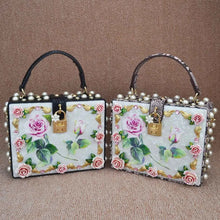 Load image into Gallery viewer, Box Designer evening bag diamond flower Clutch Bag hollow relief Acrylic luxury handbag banquet party purse women's Shoulder bag