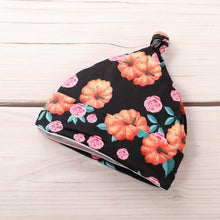 Load image into Gallery viewer, Halloween Clothing Newborn Infant Pumpkin Romper Floral Trousers Hat Headband 4pcs Set For Girls
