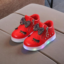 Load image into Gallery viewer, New Fashion Children Glowing Shoes Princess Bow Girls Led Shoes Spring Autumn Cute Baby Sneakers Shoes