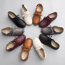 Load image into Gallery viewer, 2023 New Women's Handmade Shoes Genuine Leather Flat Lacing Mother Shoes Woman Loafers Soft Single Casual Flats Shoes Women