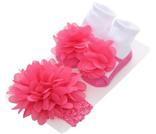 Load image into Gallery viewer, Baby Newborn Solid Color Lace Baby Bowknot Socks & Princess Cute Baby Socks Hair Band Set FOr Girls Baby In Modern Design