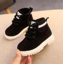 Load image into Gallery viewer, Modern Fashion Children Casual Shoes Autumn Winter Boots Boys Shoes Fashion Leather Soft AntI Slip Girls Boots