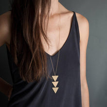 Load image into Gallery viewer, Modern Vintage Multilayer Crystal Gold Choker Pendant Necklace For Women Luxury Jewelry Perfect Gift Cool Style