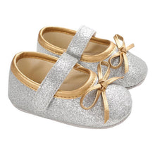 Load image into Gallery viewer, Baby Newborn Infant Princess Shoes Comfortable Sole Baby Infant 0-18M Soft Material Cute Unique Design
