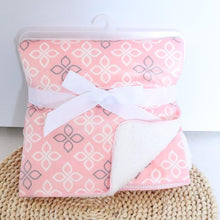 Load image into Gallery viewer, Baby Blankets New Layer Coral Fleece Infant Swaddle Wrap Owl Printed Newborn Baby Bedding Blanket