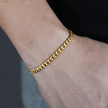 Load image into Gallery viewer, Women's Men's Bracelet Stainless Steel Cuban Link Chain Bracelets Gold Color Silver Color Fashion Wholesale Jewelry KBB10