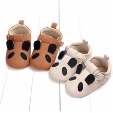 Load image into Gallery viewer, Flexible Unisex Spring Cute Baby Shoes For Girls Soft Autumn Cat Baby Girl Sneakers Toddler Boy Newborn First Walker Shoe