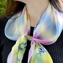 Load image into Gallery viewer, Fashion Retro Hollow Owl Tube Scarf Buckle Brooches Crystal Scarf Brooch Cross Wedding Brooch Women's Gifts Wholesale Jewelry