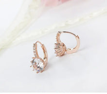 Load image into Gallery viewer, 2022 New Arrival Genuine Gold Women's Crystal Stud Earring Holder Ear Cuffs Earrings For Women Femme Pendientes Brinco Ouro Gift
