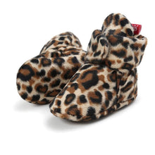 Load image into Gallery viewer, Baby Newborn Faux Fleece Winter Warm Infant Toddler Shoes Classic Floor Boys Girls Boots