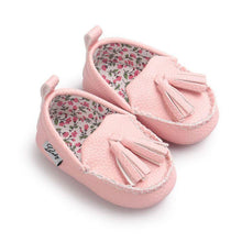 Load image into Gallery viewer, First Walkers Newborn Baby Shoes Toddler Prewalker Shoes Baby Boy Girl Leather Shoes