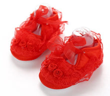 Load image into Gallery viewer, Baby Girls Princess Flowers White Elegant Luxury Shoes High Quality Lightweight Soft Sole Shoe