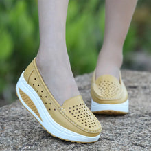Load image into Gallery viewer, MudiPanda Summer 2017 Women's Shoes Genuine Leather Breathable Shoes Swing Female Shoes Platform Nurse Work Shoes