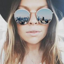 Load image into Gallery viewer, Leon Elegant Unisex Woman and Man Classic Round Sunglasses Designer Glasses Lady Round Luxury Retro Sunglasses With Vintage Mirror Oculos De Sol Gafas