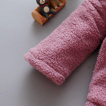 Load image into Gallery viewer, Baby Girls Winter Coats Newborn Baby Thick Velvet Outerwear For Toddler Hoodies For Girls With Heart Print Design For Girls And Babies