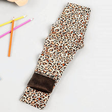 Load image into Gallery viewer, Baby Girls Leggings Thick Warm Dot Pants Kid Girl Leopard Plus Pants Children Vintage Flowers Trousers For Girls Kids