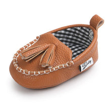 Load image into Gallery viewer, Baby Slippers Comfortable Newborn Babies Shoes Leather Outdoor Pre-walkers Unisex Soft Boots
