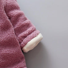 Load image into Gallery viewer, Baby Girls Winter Coats Newborn Baby Thick Velvet Outerwear For Toddler Hoodies For Girls With Heart Print Design For Girls And Babies