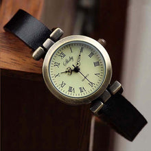Load image into Gallery viewer, New Fashion Hot-selling Leather Female Watch Vintage Watch Women Dress Watches For Women and Girls
