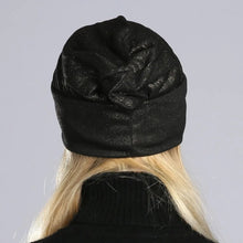 Load image into Gallery viewer, Geebro Spring Women's Bronzing Black Beanies Hat Casual Slouchy Beanie for Girls Metallic Color Skullies Cap Bonnet For Female