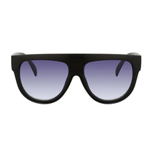 Load image into Gallery viewer, Retro Vintage Oversized Women Retro Luxury Big Frame Lady Retro Sunglasses With Eyewear UV400 Protection