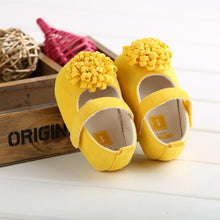 Load image into Gallery viewer, Candy Colors Newborn Baby Prewalker Princess Girl Crib Big Flower Soft Bottom Anti-slip Shoes Footwear Shoes