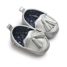 Load image into Gallery viewer, First Walkers Newborn Baby Shoes Toddler Prewalker Shoes Baby Boy Girl Leather Shoes
