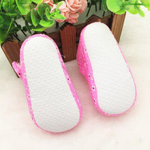 Load image into Gallery viewer, Baby Girl Shoes Soft Sneaker Kids Flowers Printed Newborn Cloth Shoes Lightweight And Breathable Shoe