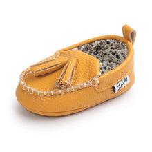 Load image into Gallery viewer, Baby Slippers Comfortable Newborn Babies Shoes Leather Outdoor Pre-walkers Unisex Soft Boots