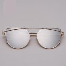 Load image into Gallery viewer, NEW Stevvex Designer Cat eye Sunglasses For Women and Ladies in Vintage Metal Reflective Glasse Mirror Retro Oculos De Sol Gafas Style With UV 400 Protection