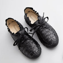 Load image into Gallery viewer, 2023 New Women's Handmade Shoes Genuine Leather Flat Lacing Mother Shoes Woman Loafers Soft Single Casual Flats Shoes Women