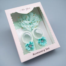 Load image into Gallery viewer, Baby Newborn Solid Color Lace Baby Bowknot Socks & Princess Cute Baby Socks Hair Band Set FOr Girls Baby In Modern Design