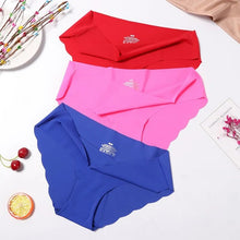 Load image into Gallery viewer, Women's Panties Seamless Underwear For Woman Sexy Lingerie Briefs Female Lingerie 3 Pcs/set Comfort Women Underwear