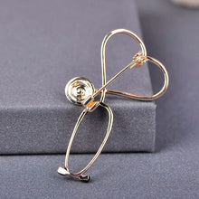 Load image into Gallery viewer, Blucome Copper Love Heart Stethoscope Brooches For Women Men Doctor Nurse Medical Brooch Collar Clip Badge Pins Christmas Gift