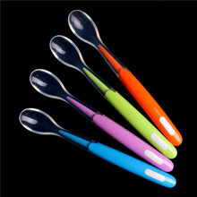 Load image into Gallery viewer, Baby Silicone Spoon Newborn Water Feeding Training Spoon Baby Feeding Soft Soup Feeding Dishes Tableware Perfect For Childs