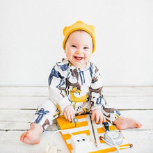Load image into Gallery viewer, Modern Luxury New Trend Baby Hat Girls and Boys Crown Knitted Cap Toddler Empty Top Hats Newborn Design Woolen Yarn Bonnet For Kids