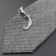Load image into Gallery viewer, Unique Stainless Tie Clips Guitar Lizard Shaped Tie Clips Tie Clip Classic Tie Bar Clip Regular Trendy Durable Metallic Necktie Clips Wedding Business Ties Necktie Clips Pin For Mens Ideal Gift