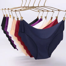 Load image into Gallery viewer, High Quality Women's Seamless Panties Solid Ultra-thin Panties Underwear Women's Sexy low-Rise Ruffles Briefs Lingerie