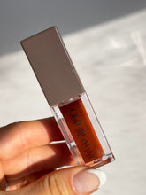 Load image into Gallery viewer, Limited Edition Luxe Lip Oils