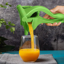 Load image into Gallery viewer, Portable Manual Press Juicer Extractor Squeezer Squash