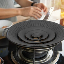 Load image into Gallery viewer, Boil Over Spill Stopper Safeguard Lid Cover For Pots And Pans