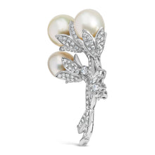 Load image into Gallery viewer, 18K White Gold 2 1/5 Cttw Diamond and South Sea Pearl Floral Brooch Pin (G-H Color, VS1-VS2 Clarity)