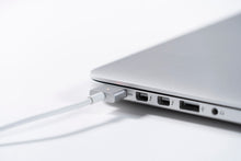 Load image into Gallery viewer, MacBook Pro (2015) 15-inch – Intel Core i7 2.5GHz – AMD Radeon R9 M370X