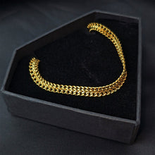 Load image into Gallery viewer, Stainless Steel Gold Tone PVD Chunky Goddess Chain Layering Necklace