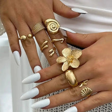 Load image into Gallery viewer, Ingemark 8Pcs/Set Vintage Metal Petal Flower Water Drop Open Rings for Women Trend 2025 Goth Geometric Ring Daily Jewelry Gift