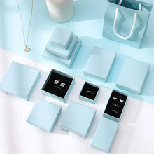 Load image into Gallery viewer, Luxury Jewelry Gift Box Set – White & Dark Green Case
