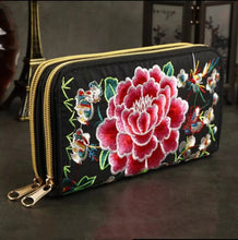 Load image into Gallery viewer, Women's wallet Ethnic Embroidery Women Long Wallet High-capacity zipper Wallet Canvas purses Clutch bags Female bag