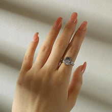 Load image into Gallery viewer, 2pc/set Summer Couple Ring Set Sky Blue Sparkling Moon and Sun Ring 2023 New Women's Stackable Finger Set Engagement Jewelry